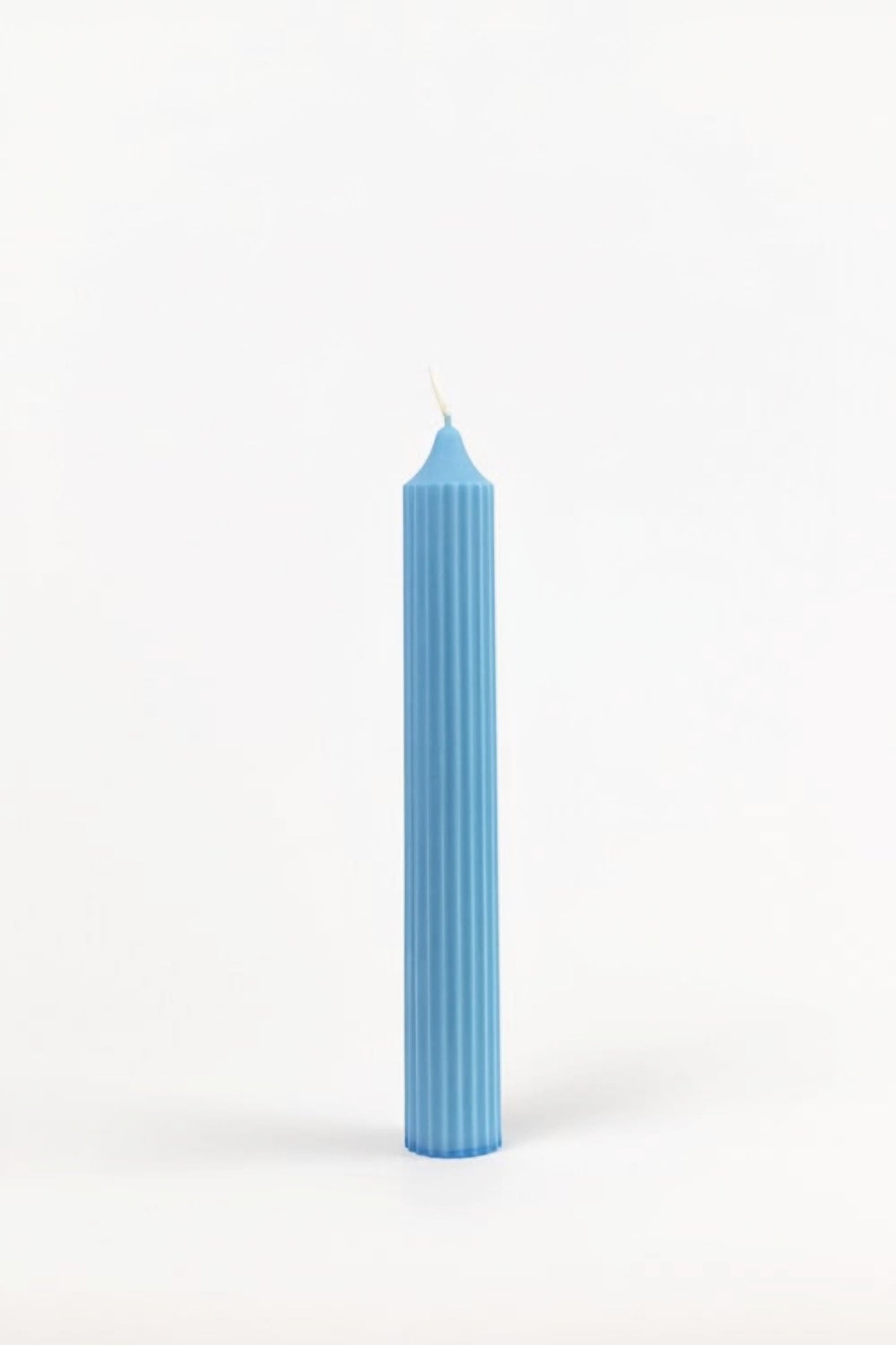 5Pcs Ribbbed Dinner Candles Size (7")