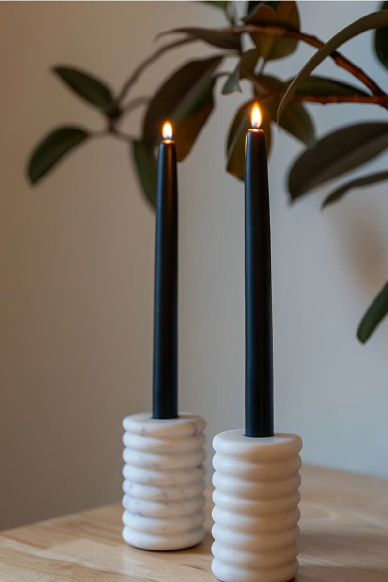 Elegant Pendant Necklace & Black Candle Set – 4 Pcs Combo - Classy Candles