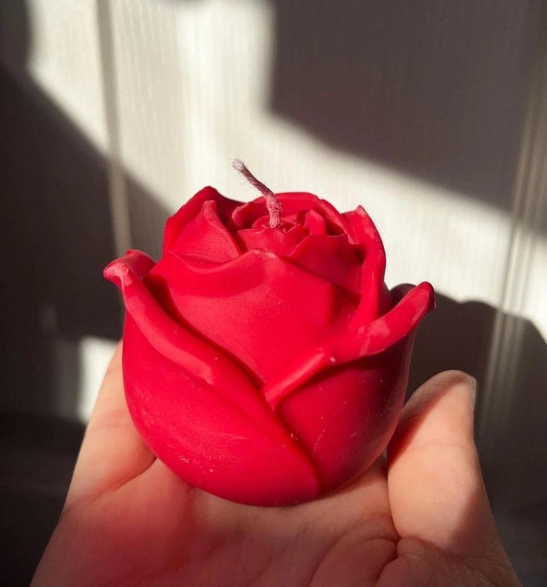 Valentine's Day 4-Piece Scented Flower Candle Set - Classy Candles